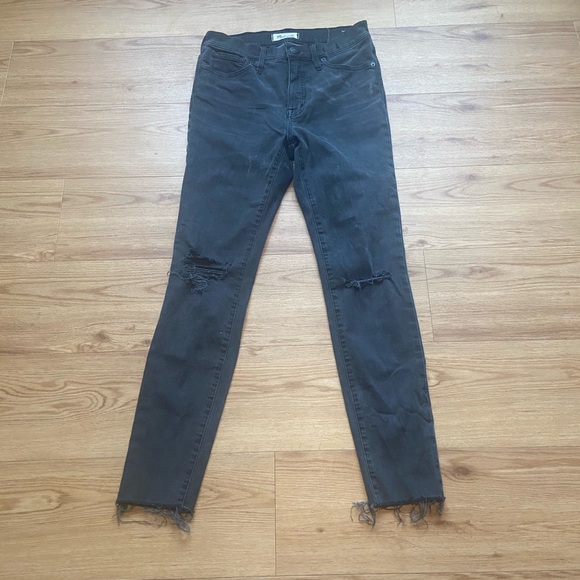 COPY - Madewell black distressed mid rise 9 in skinny jeans - Picture 2 of 4